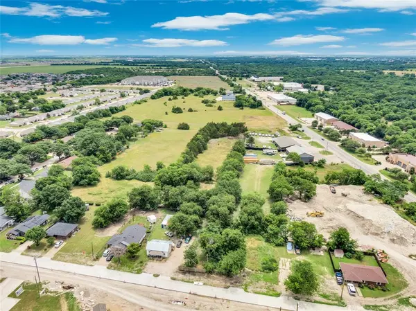 200 Graham Street, Waxahachie, TX 75165