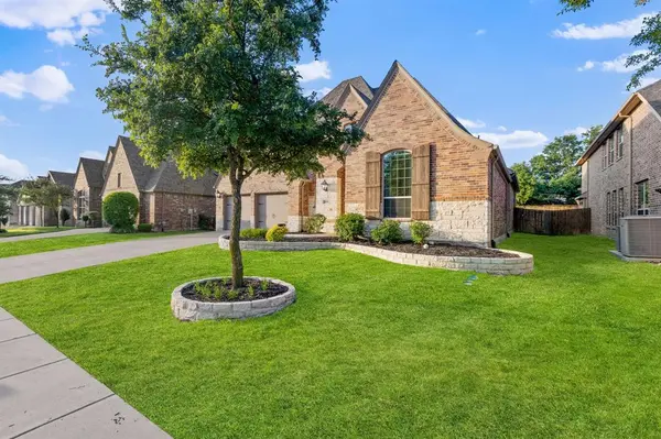 6916 Barolo Drive, Rowlett, TX 75088