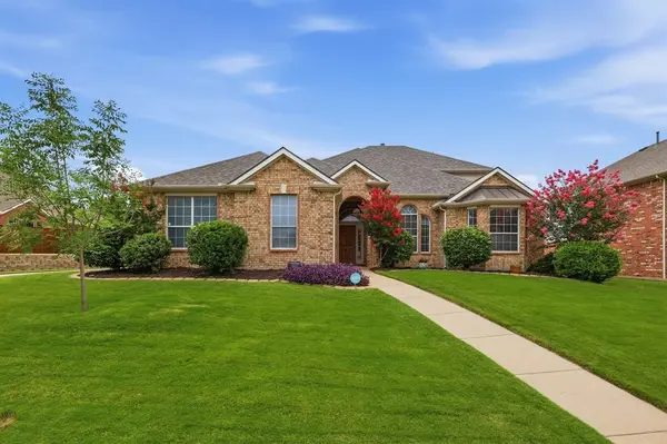 1818 Clear Summit Lane, Mansfield, TX 76063