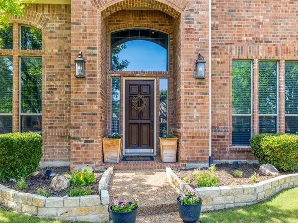 607 Chalk Hill Lane, Murphy, TX 75094