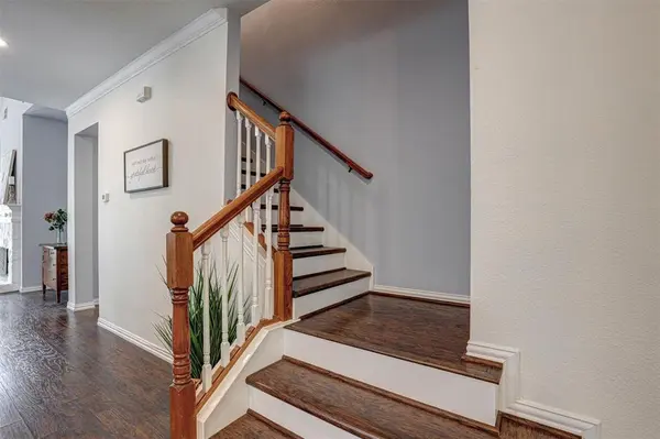 9128 Chardin Park Drive, Fort Worth, TX 76244