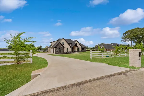 21604 Woodring Road, Bullard, TX 75757