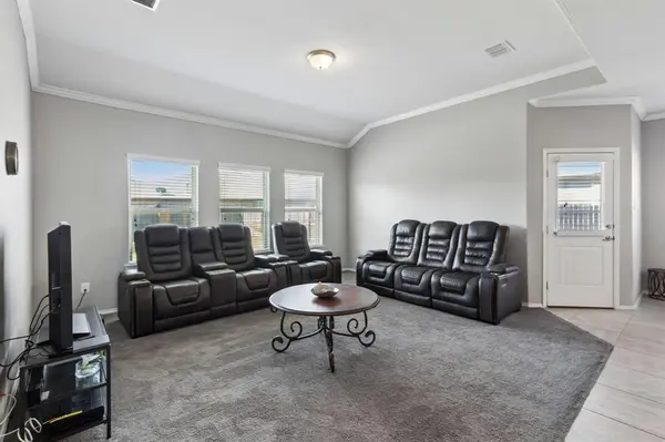 424 Eureka Court, Burleson, TX 76028
