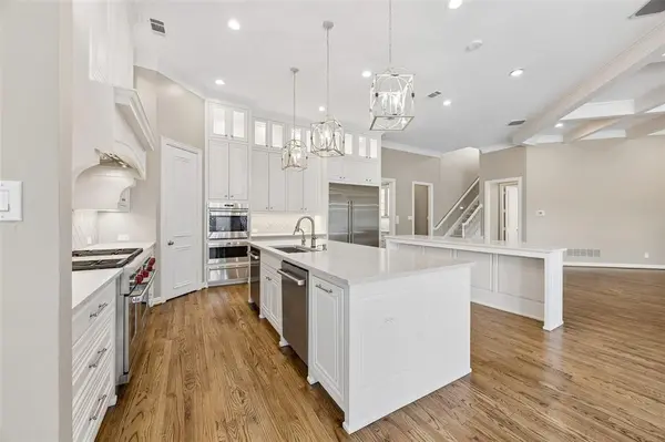 17508 Oak Mount Place, Dallas, TX 75287