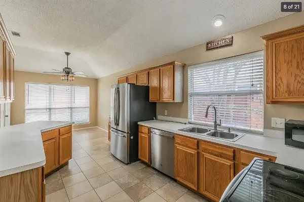 210 Madisson Drive, Euless, TX 76039