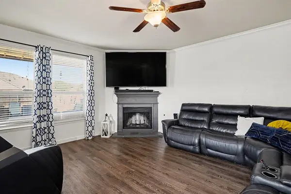 919 Keel Line Court, Crowley, TX 76036