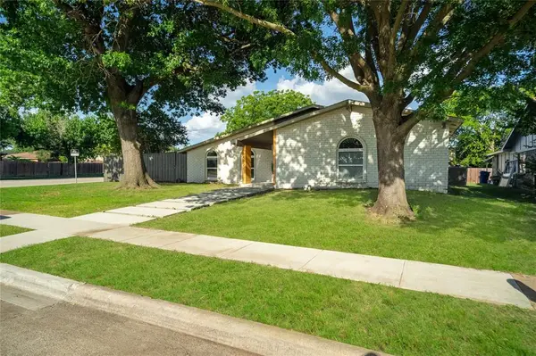 6402 Fallbrook Drive, Garland, TX 75043