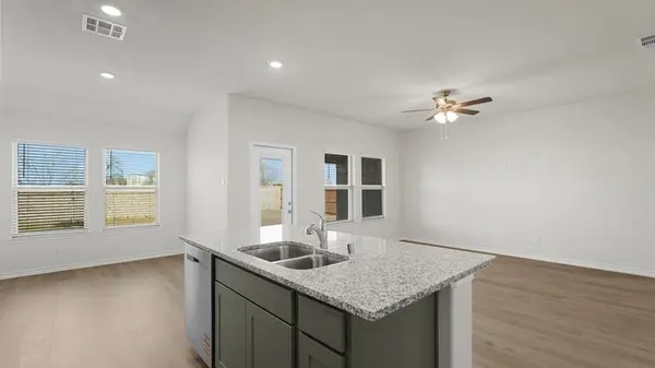 439 Epiphany Lane, Lavon, TX 75166