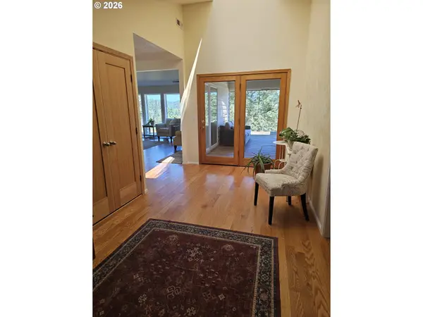 365 BIRDIE LN, Roseburg, OR 97471