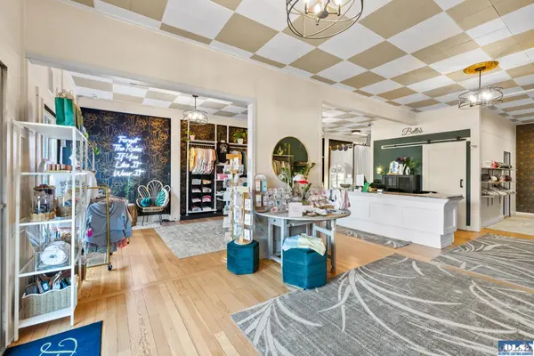 126 W 1st St, Port Angeles, WA 98362