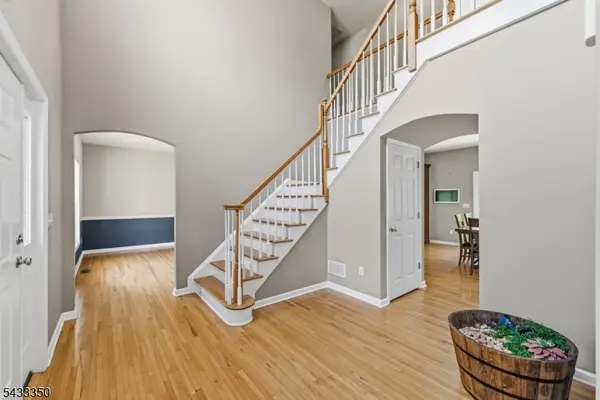 4 Matthew Dr, Byram Twp., NJ 07871