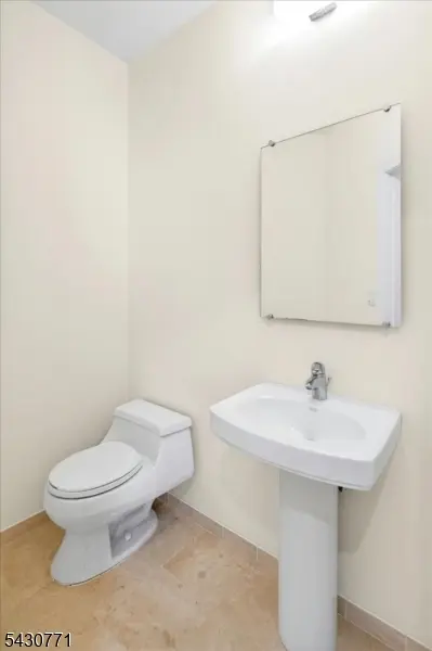 16 Wilson Rd, West Amwell Twp., NJ 08530