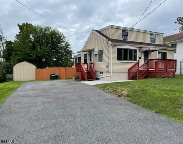 127 Lake Hiawatha Blvd, Parsippany-troy Hills Twp., NJ 07034