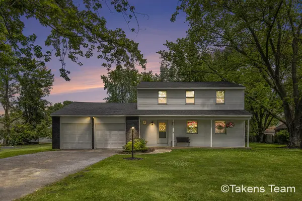 4223 Burton ST SE, City Of Kentwood, MI 49546