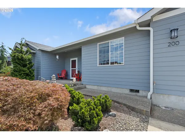 200 RAINBOW RIDGE AVE, Roseburg, OR 97471