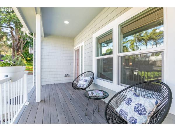 1521 SW FLEET AVE, Lincoln City, OR 97367