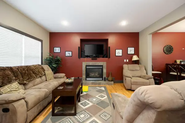 144 Falcon DR, Fort Mcmurray, AB T9K 0R7