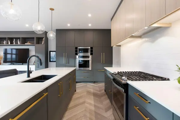 4275 Norford AVE NW #401, Calgary, AB T3B6M2