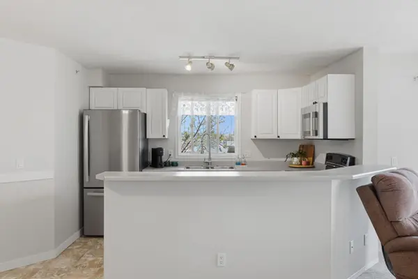 20 Harvest Rose PARK NE #1301, Calgary, AB T3K 4Z1