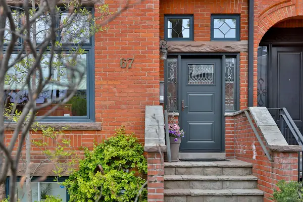 67 Madison AVE, Toronto C02, ON M5R 2S3