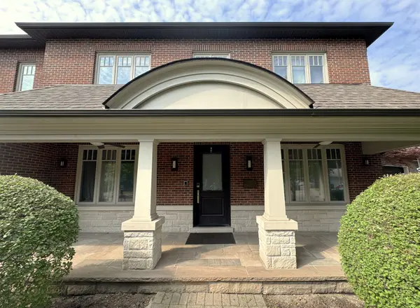 64 Montressor DR, Toronto C12, ON M2P 1Z4