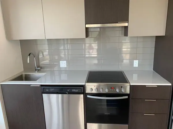 203 College ST #502, Toronto C01, ON M5T 0C8