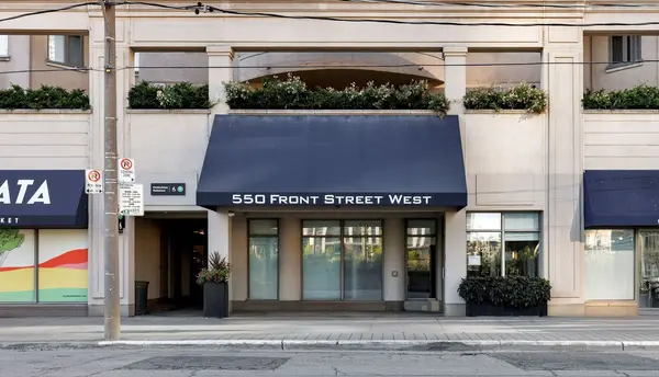 550 Front ST W #438, Toronto C01, ON M5V 3N5