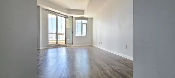 550 Front ST W #438, Toronto C01, ON M5V 3N5