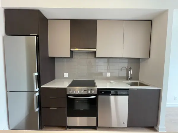 203 College ST #2805, Toronto C01, ON M5T 1P9