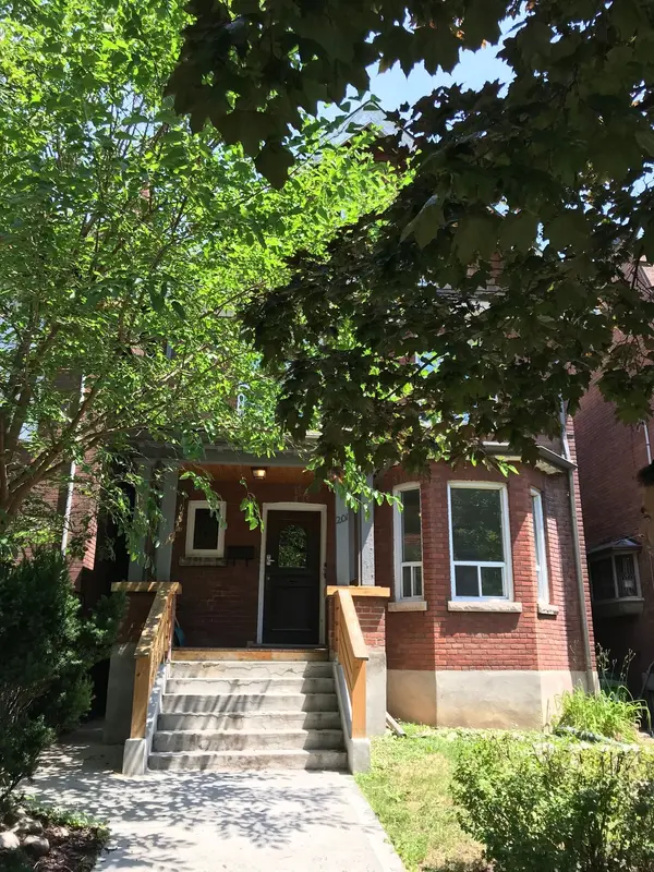 201 Madison AVE E #Unit C, Toronto C02, ON M5R 2S6
