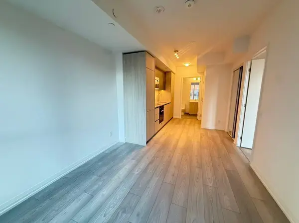 400 King ST #505, Toronto C01, ON M5V 1K2