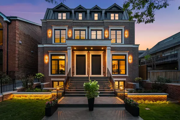 734 Avenue RD, Toronto C03, ON M5P 2K1