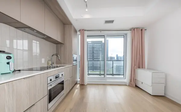 130 River ST #1906, Toronto C08, ON M5A 0R8