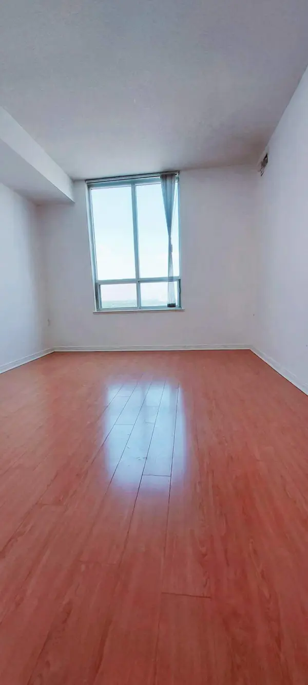 5001 Finch AVE E #1206, Toronto E07, ON M1S 5J9