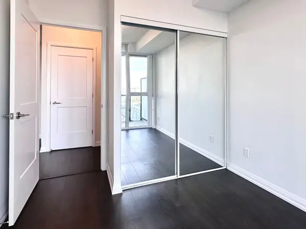 7895 Jane ST #601, Vaughan, ON L4K 2M7