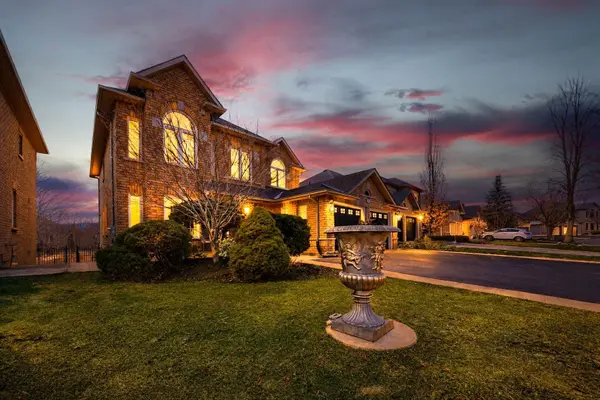 16 St Michele PL #Upper, Vaughan, ON L4H 1H3