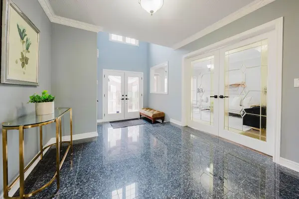 16 St Michele PL #Upper, Vaughan, ON L4H 1H3