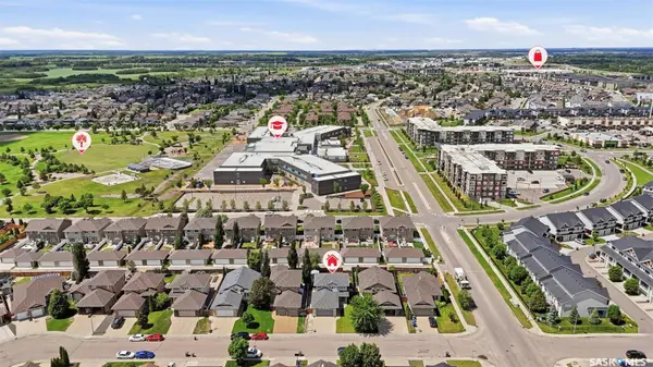 110 Robertson COVE, Saskatoon, SK S7T 0E3
