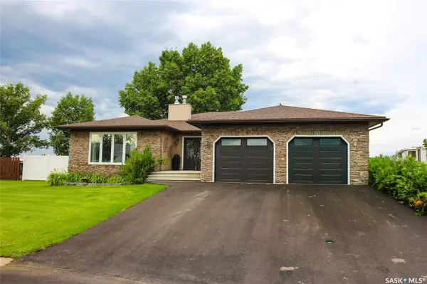 555 5th STREET W, Shaunavon, SK S0N 2M0