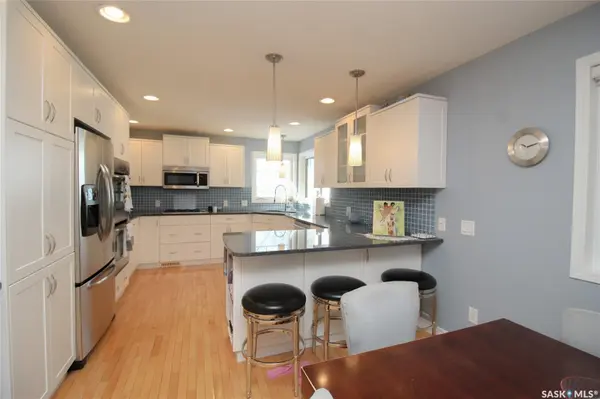 555 5th STREET W, Shaunavon, SK S0N 2M0