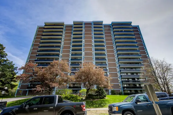 235 Grandravine DR #906, Toronto W05, ON M3N 1J2