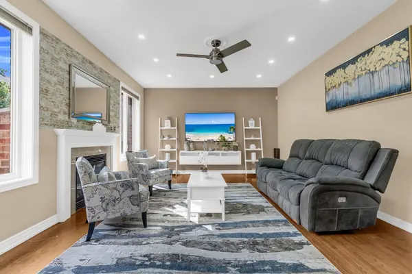 26 Pine Island WAY, Brampton, ON L6X 0Z6