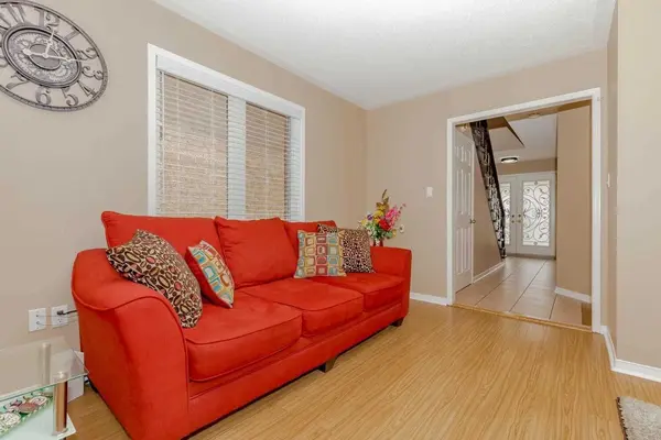 3833 Partition RD, Mississauga, ON L5N 8N2