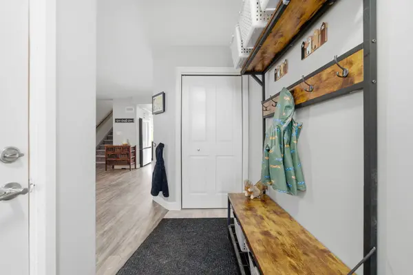 33 Dewal PL, Belleville, ON K8P 0H3