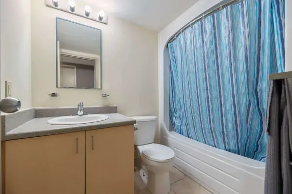 1686 Main ST W #905, Hamilton, ON L8S 0A2