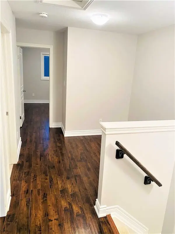 285 Silverwood AVE, Welland, ON L3C 0B7