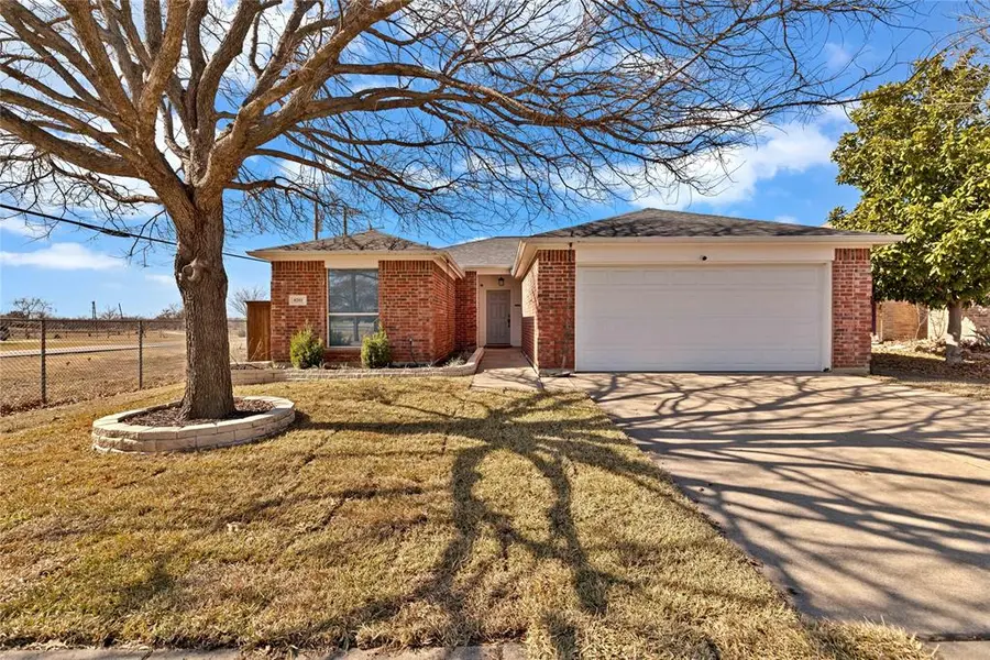 8201 Steel Dust Drive, Fort Worth, TX 76179