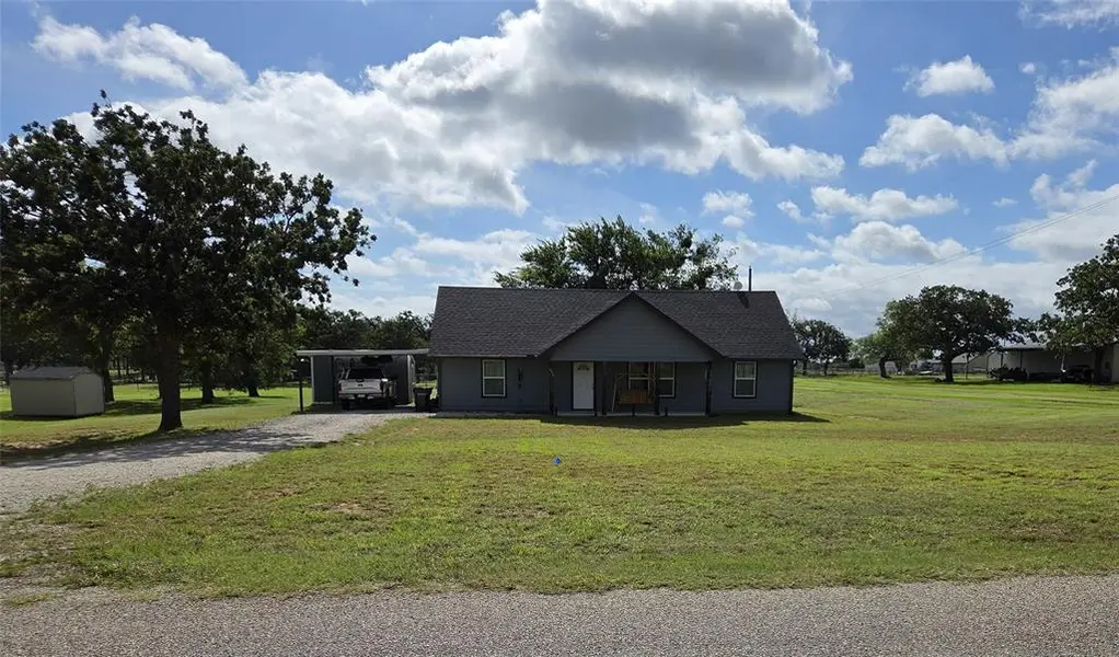 195 Brown Lane, Poolville, TX 76487