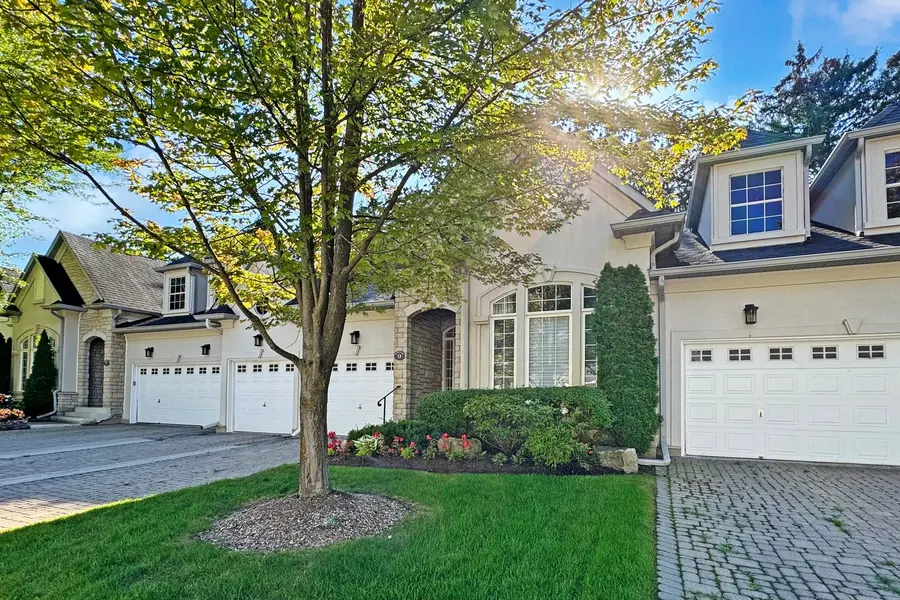 9 Arlington WAY, Markham, ON L3T 7W9