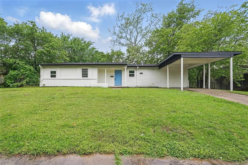 95 Twining Drive, Denison, TX 75020
